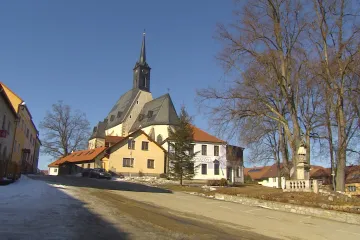 Obec bohatší díky hazardu chce být i krásnější: Na opravu fasád lidem přispívá až 30 tisíc 