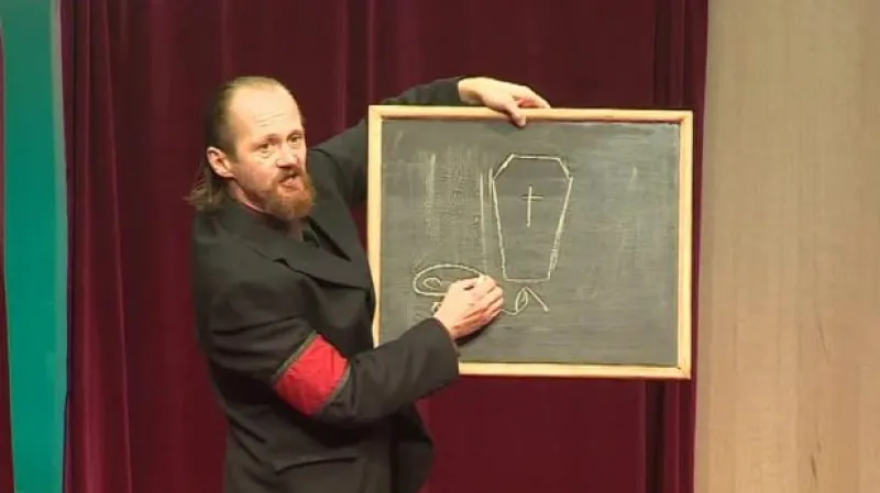 NO COMMENT: Inscenace Jak chutná moc