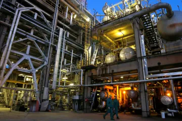 Maďaři testují ruskou ropu. Obsahuje prý stále velké množství organického chloridu