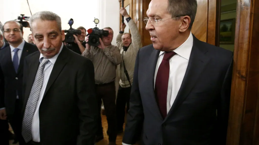 Sergej Lavrov míří na jednání se zástupci syrské opozice