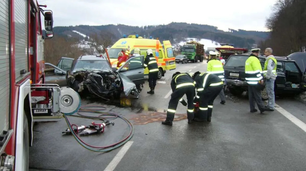 Hasiči u hromadné nehody