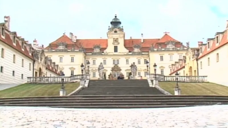 Zámek ve Valticích