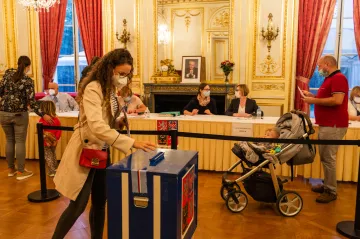 Polovina Čechů v zahraničí volila koalici PirátiSTAN