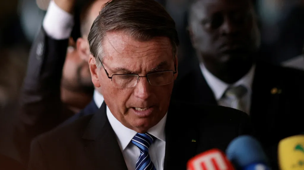 Jair Bolsonaro poprvé po neúspěchu ve volbách promluvil