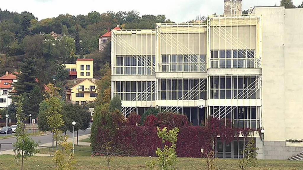 Diplomatická čtvrť v Troji