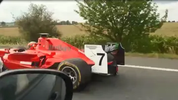 Monopost na dálnici