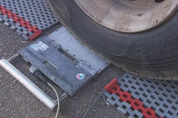 Místům zatíženým kamiony má ulehčit Inspekce silniční dopravy