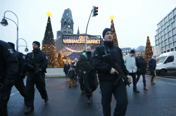 Mezi oběťmi berlínského útoku je i Češka, vláda nabídla její rodině pomoc