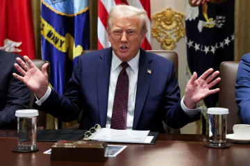 Trump chce nařídit voličské průkazy a znemožnit korespondenční hlasování