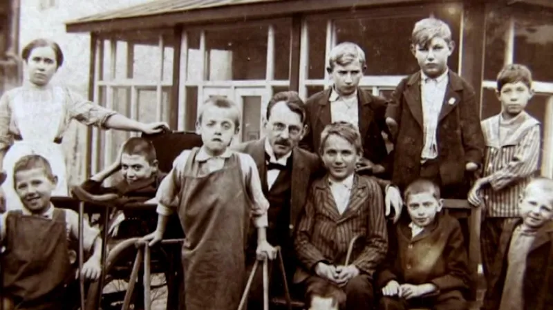 Zakladatel Jedličkova ústavu Rudolf Jedlička na dobové fotografii