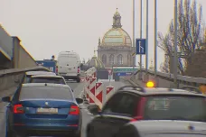 Pražští silničáři začali opravovat část magistrály u hlavního nádraží