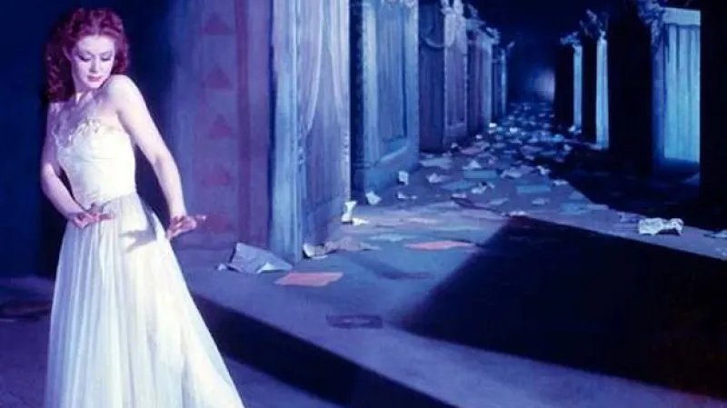 Červené střevíčky / Moira Shearerová