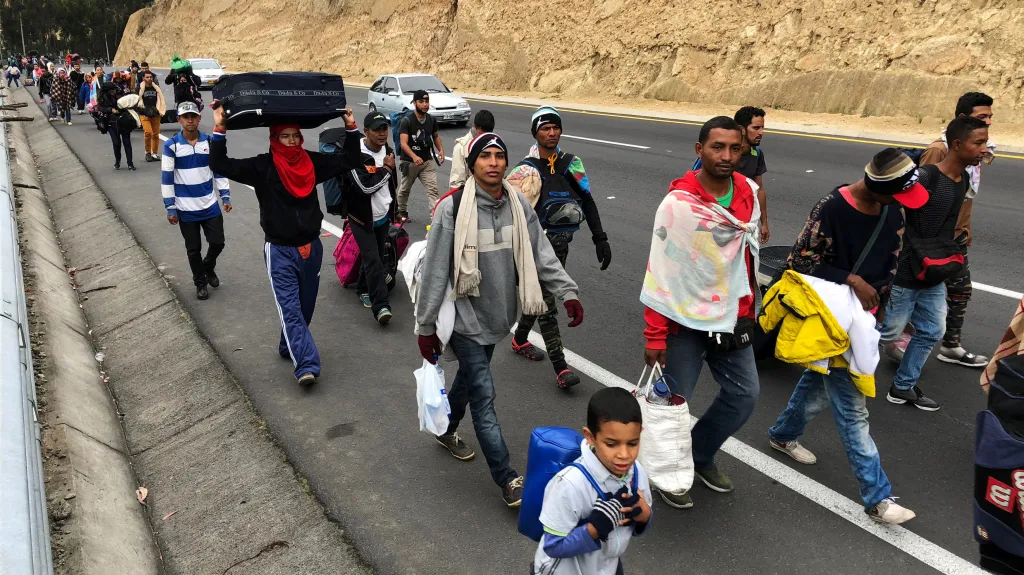 Venezuelští běženci na hranici s Ekvádorem