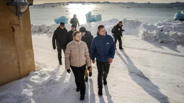 Dánská premiérka Mette Frederiksenová na návštěvě Grónska v dubnu 2025