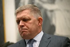 Slovensko možná zavede povinné členství novinářů v profesní komoře, naznačil Fico