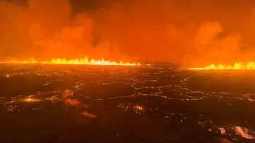 Erupce sopky na poloostrově Reykjanes
