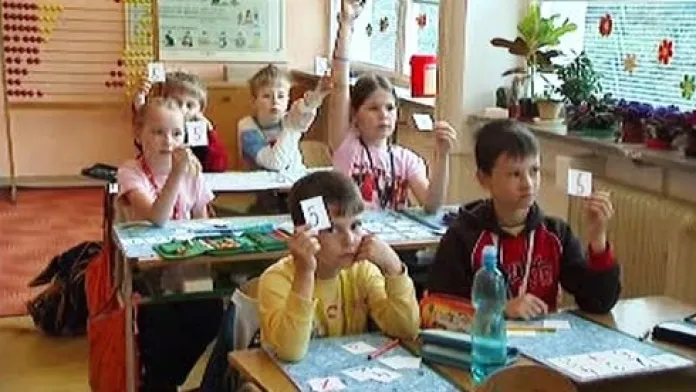 Děti ze Základní školy Masarykova ve Valašském Meziříčí na Vsetínsku.
