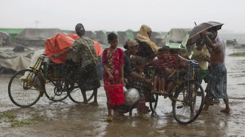 Mahasen zasáhl Barmu