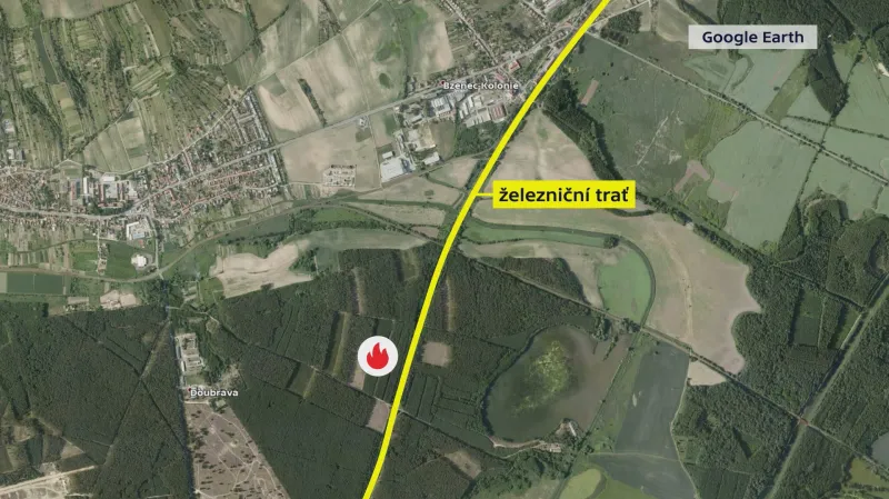 Infografika: Hořet začalo u železniční trati