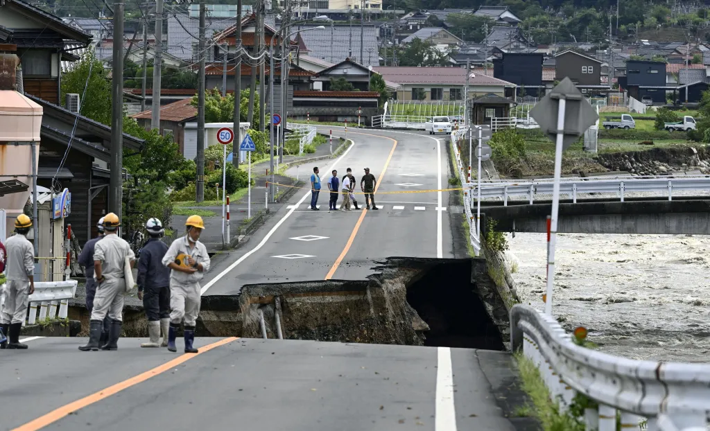 Tajfun Lan udeřil na Japonsko