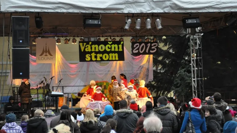 Program při rozsvícení vánočního stromu v Lounech