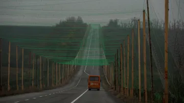 Ilustrační foto: protidronová síť ve Slovjansku v Doněcké oblasti (říjen 2025)
