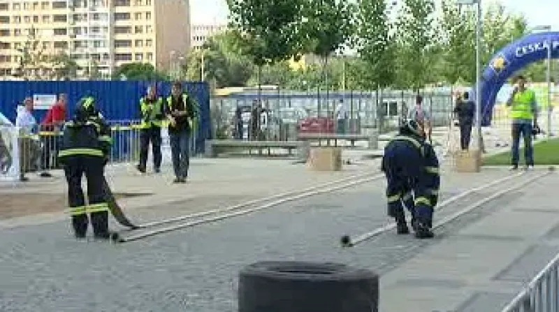 Na pražské Pankráci se už po deváté představili profesionální i dobrovolní hasiči v mezinárodní soutěži Iron Fireman.