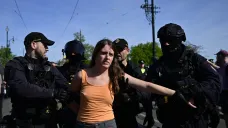 Hnutí pro život v Praze uspořádalo Pochod pro život, jeho odpůrci zablokovali most Legií