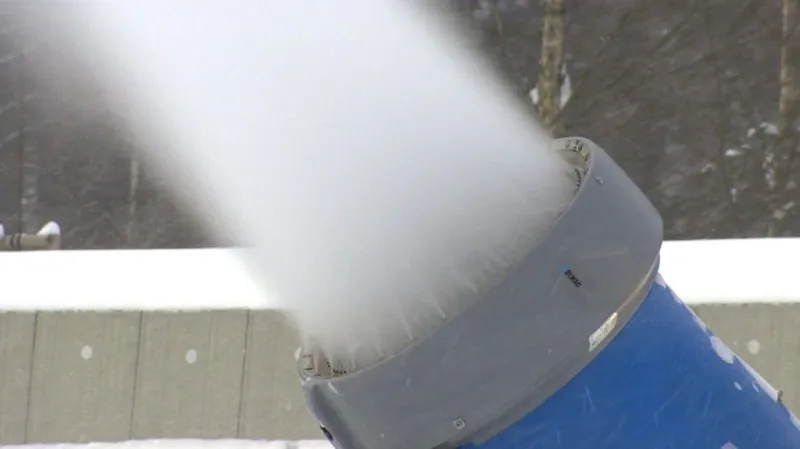 Technický sníh se loni vyráběl v extrémně suché zimě s minimem mrazivých dnů