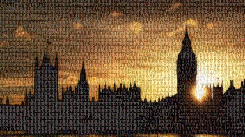 Koláž složená z fotografií volebních kandidátů