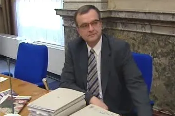 Kalousek připustil o desítky miliard vyšší schodek rozpočtu