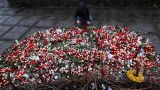Pietní místo za oběti čtvrteční střelby v Praze