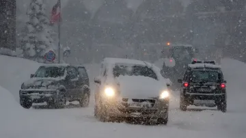 Nepříznivé počasí ztížilo řidičům jízdu v Sestriere