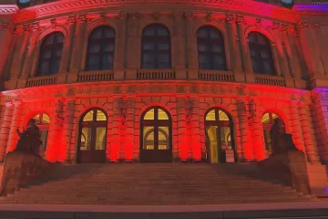 Před debatou za debatou. Boj o Hrad míří do finále 