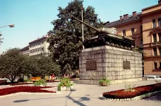 Tank číslo 23. Růžový osvoboditel, který nikdy neosvobozoval