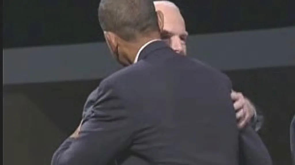 Objetí Baracka Obamy a Johna McCaina