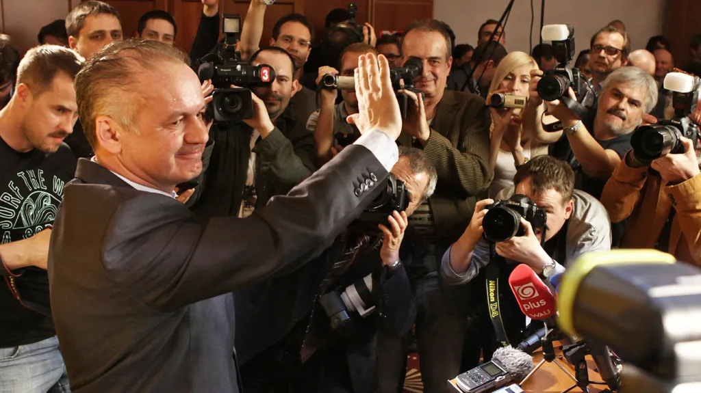 Andrej Kiska byl zvolen novým slovenským prezidentem