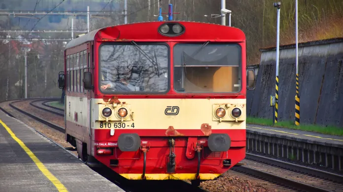 Osobní vlak Českých drah na koridorové trati mezi Českou Třebovou a Brnem