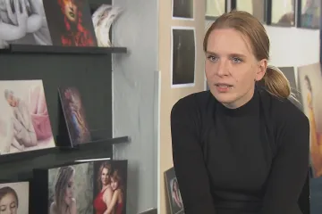 Focení jako živnost. Snímky patří na zeď, kde budou po generace, říká oceněná autorka portrétů