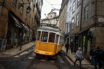 Rekordní počet Američanů opouští Spojené státy, píše WSJ. Míří i do Česka