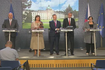 Lobbisté i lobbovaní mají mít pravidla, navrhla vláda. Plánuje pro ně registr