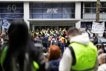Demonstranti blokují budovu srbské státní televize