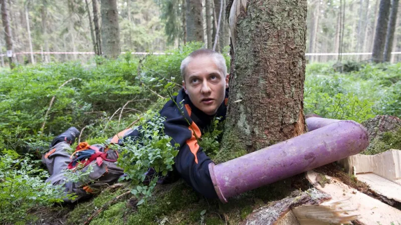 Aktivista bránící strom