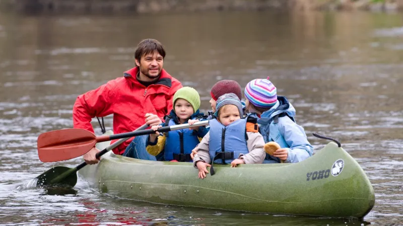 Lukáš Pollert se svými dětmi