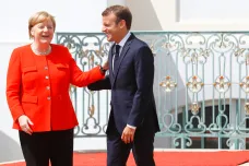 Macron proti asijské konkurenci. Ve Francii a Německu vybuduje závody na výrobu elektrobaterií