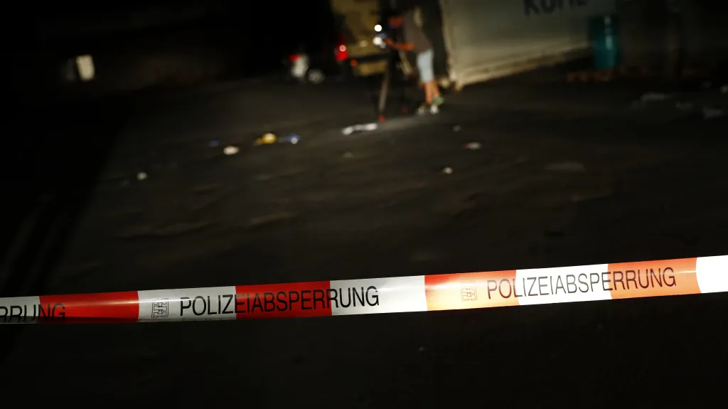 Místo, kde policie útočníka z bavorského vlaku zastřelila