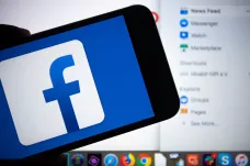 Austrálie schválila zákon, podle kterého musí Google a Facebook platit médiím za obsah