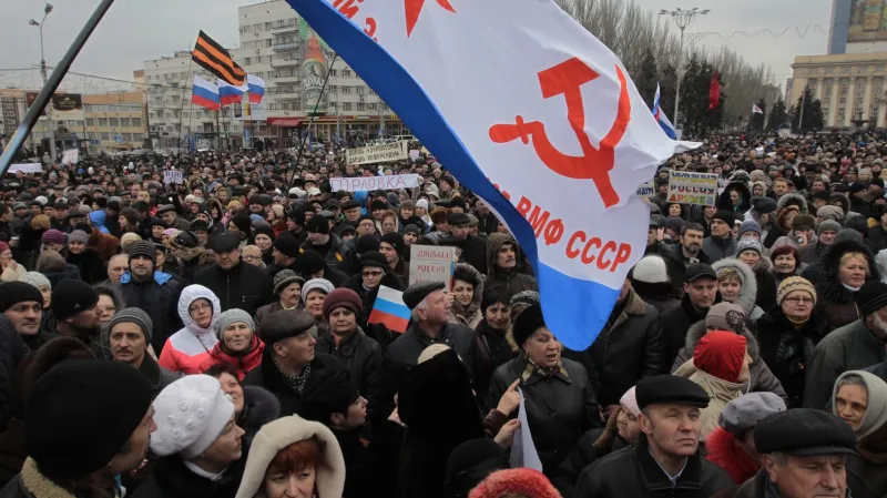 Proruská demonstrace v Doněcku