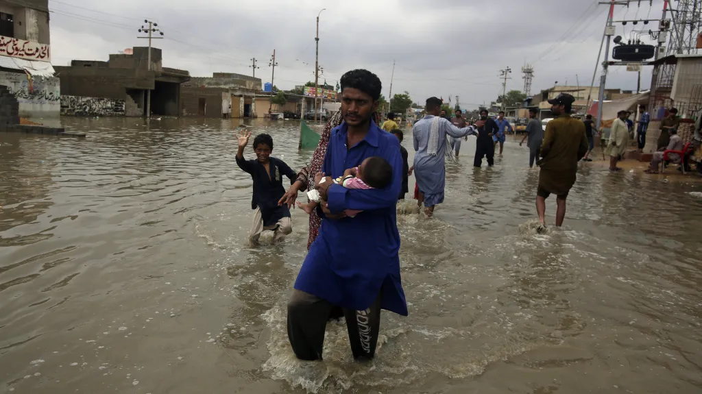Záplavy v pákistánském Karáčí