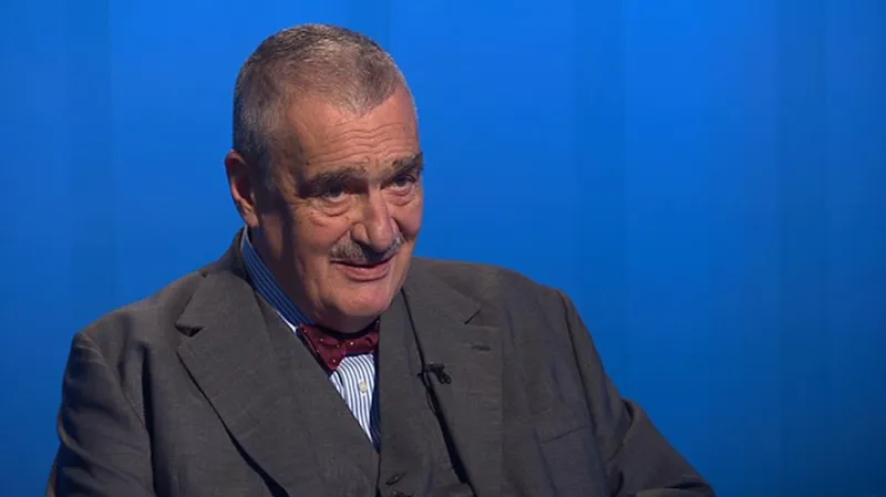 Schwarzenberg: Gazdíka z vedení sněmovny odvolávat nebudeme